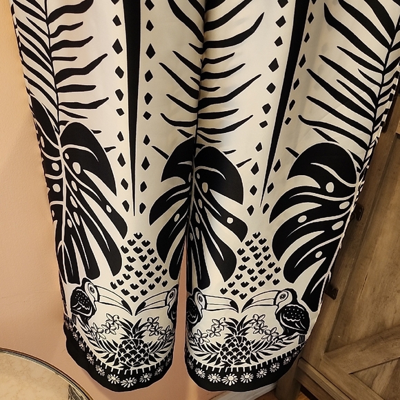 Rachel Zoe Elegant Silky Pants - Picture 5 of 6